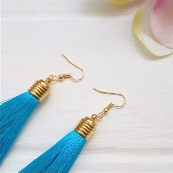 🌺 3/30$ Long Drop Tassel Baby Blue Earrings - Picture 2 of 4